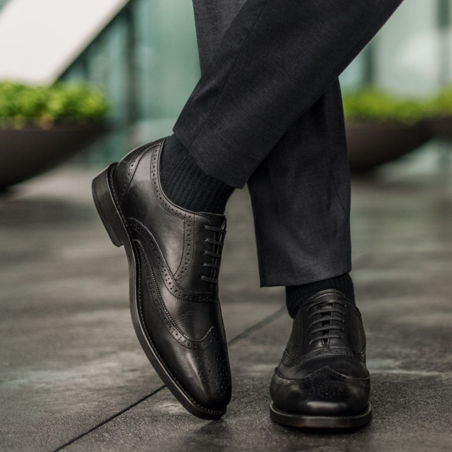 黒い飛行士の木曜日