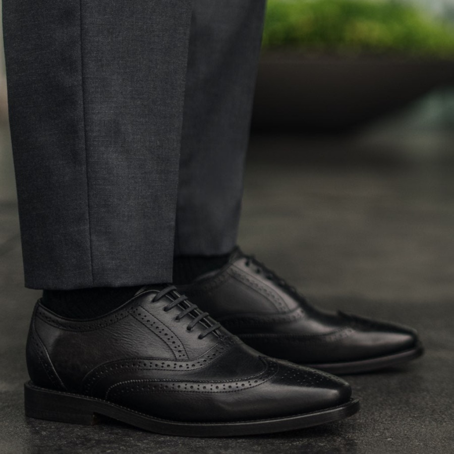 黒い飛行士の木曜日