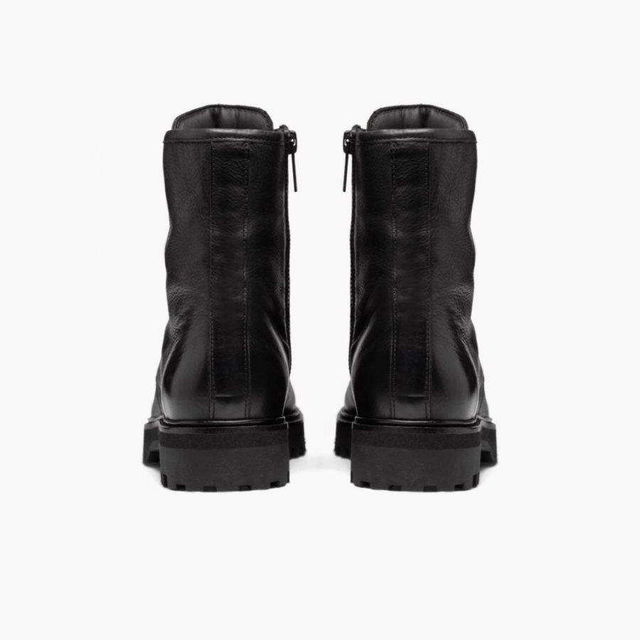 ブラックフライデーの戦闘