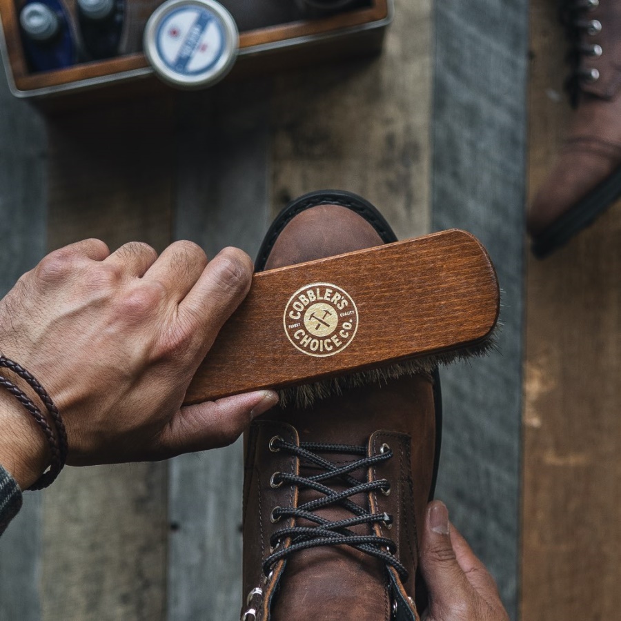 ブラウン コブラーズ チョイス プレミアム シューブラシ サタデー