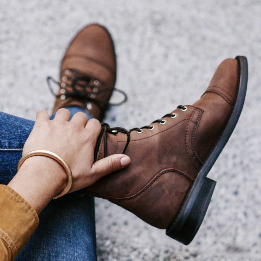 キャプテン フライデー アリゾナ アドビ