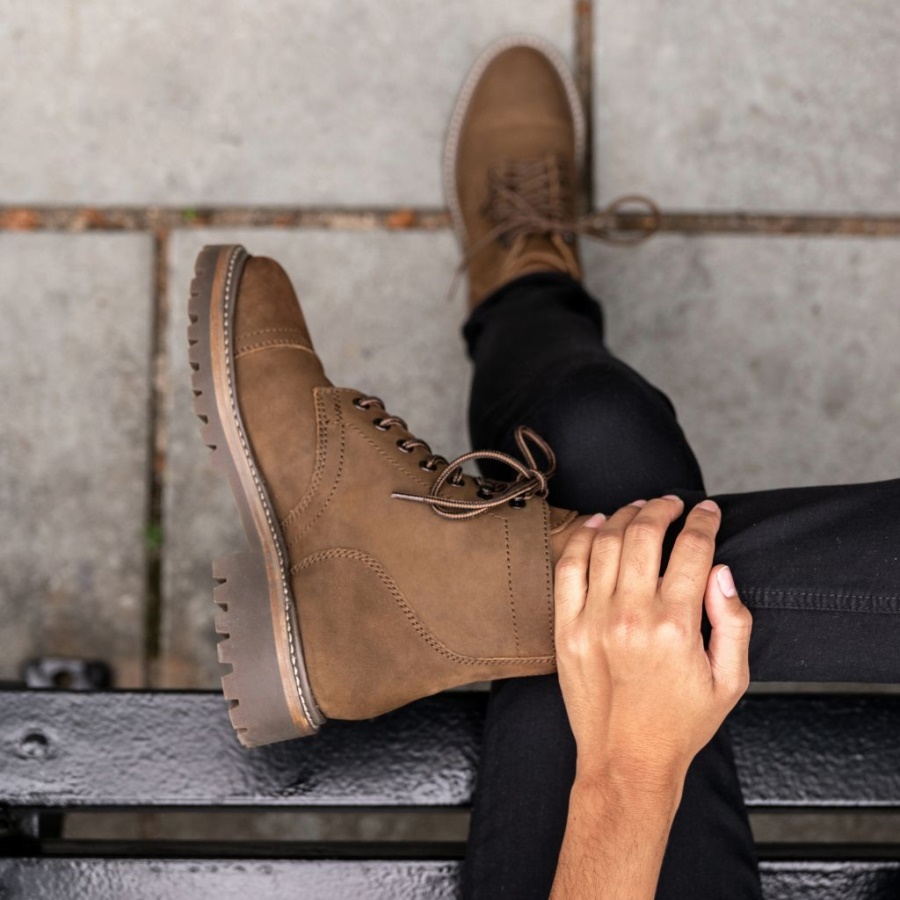 キャプテン・タン・マット・チューズデイ