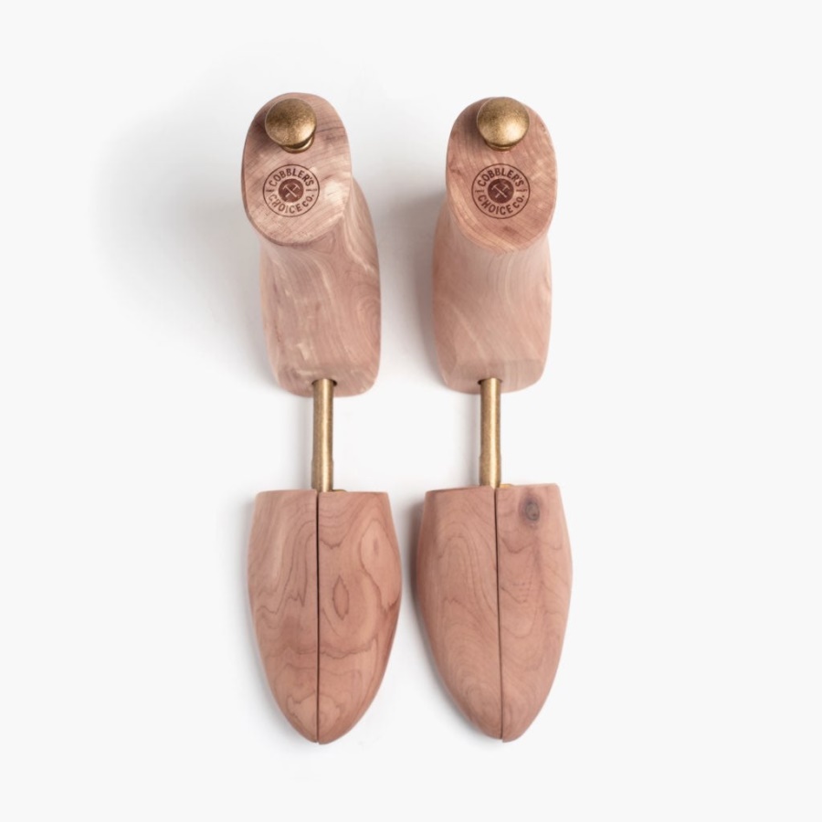 コブラーズ チョイス メンズ シダー ブーツ ツリー チューズデイ