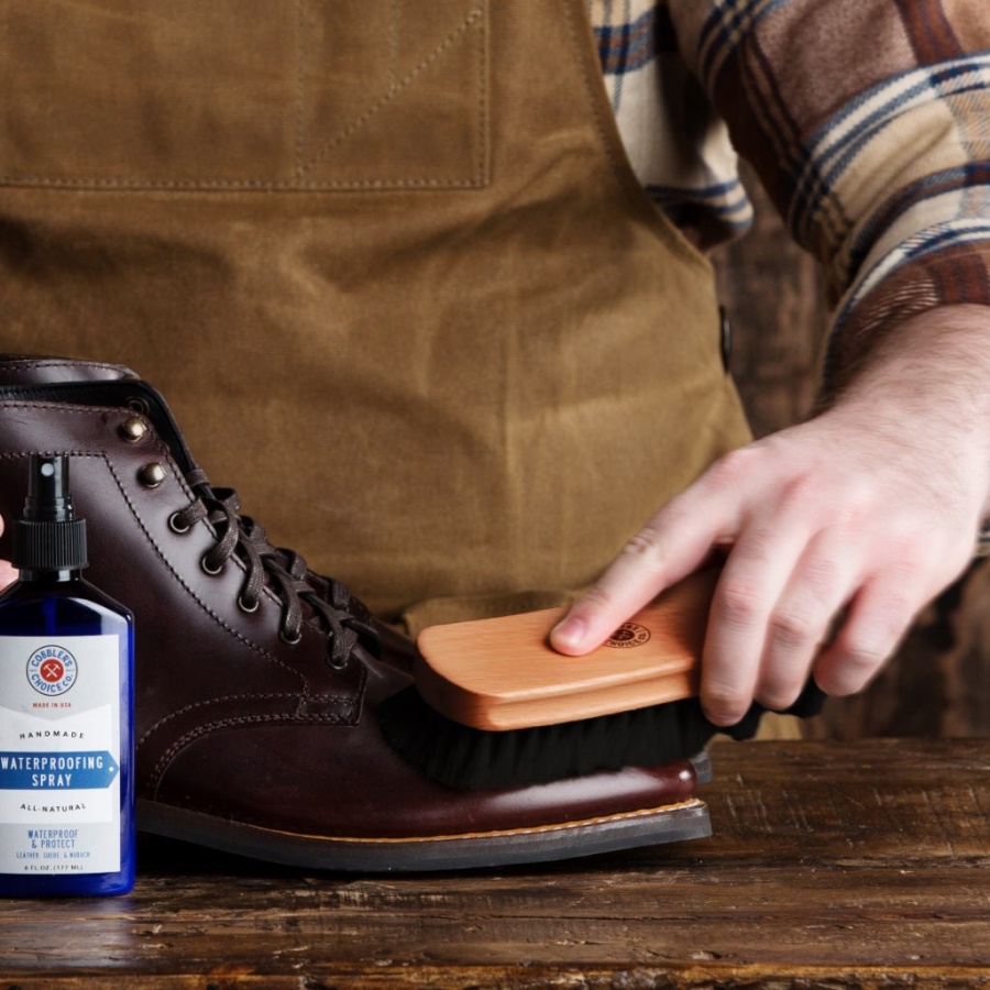 コブラーズチョイス プレミアムシューブラシ タンフライデー