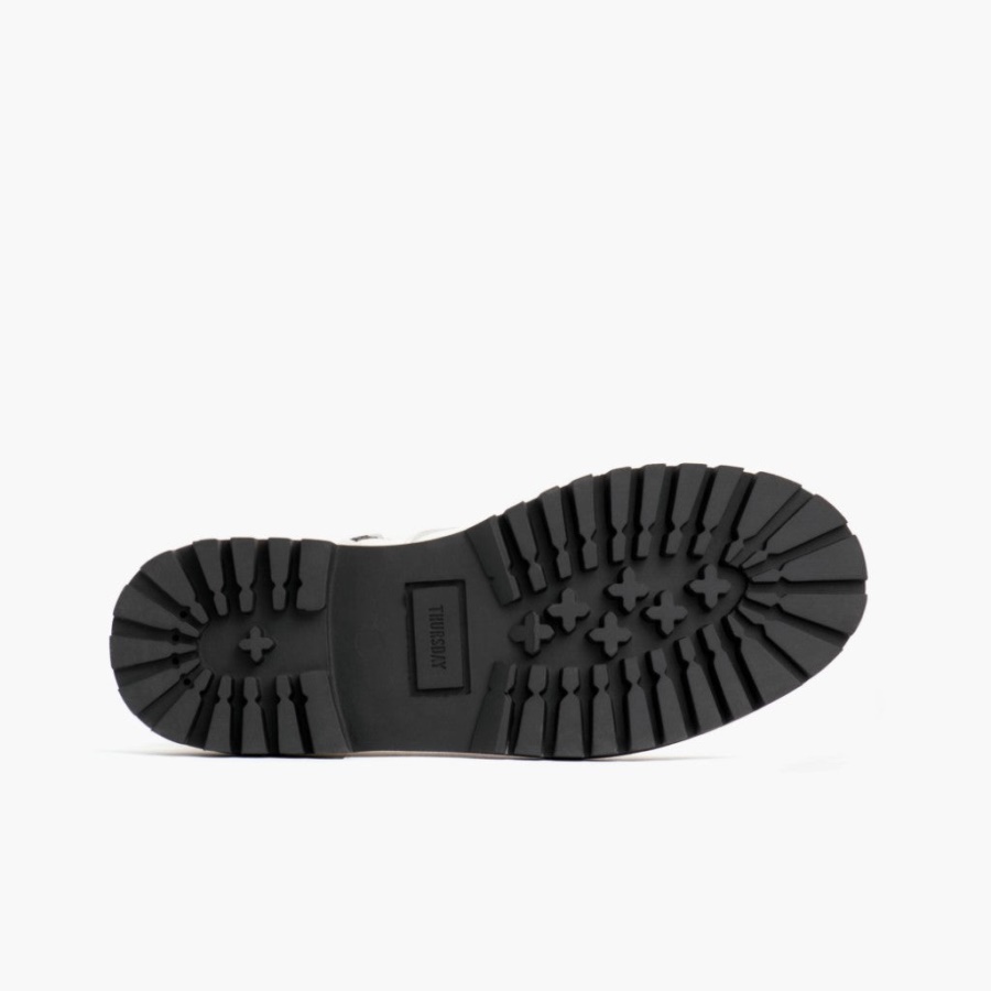 コンバットエクリュマンデー