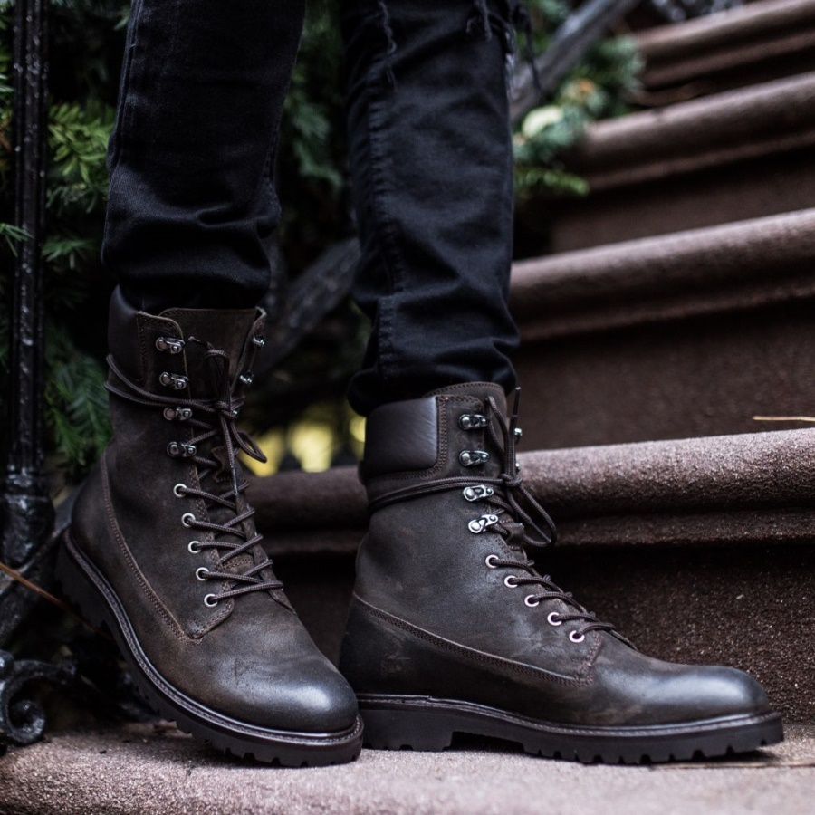 ダークオリーブスエード ウェンズデイ エクスプローラー