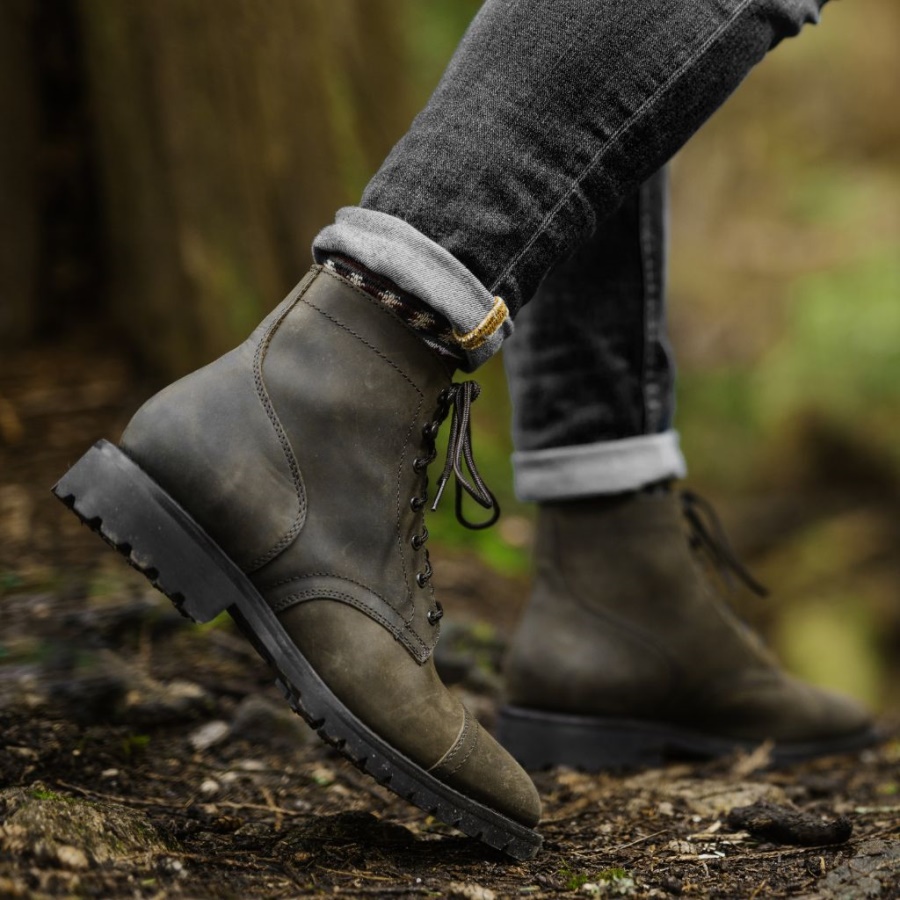 フライデー ダークオリーブ マットキャプテン