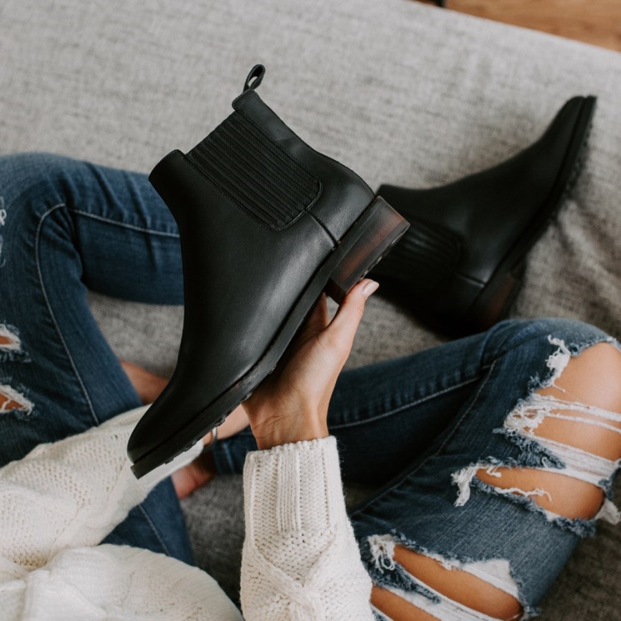 月曜日の黒い夢想家