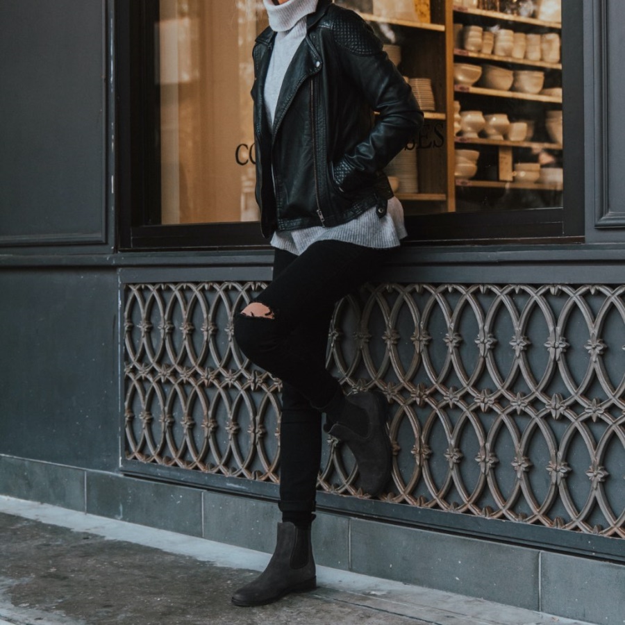 シャドー グレイ ダッチェス チューズデイ