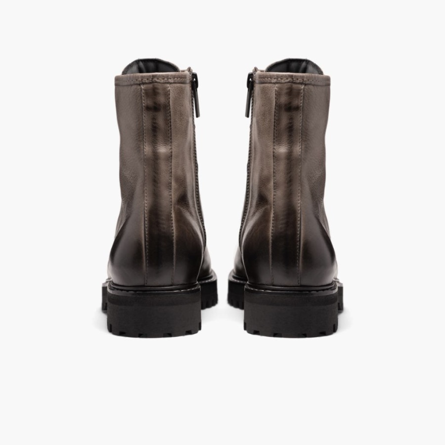 サンデーコンバットカーボン