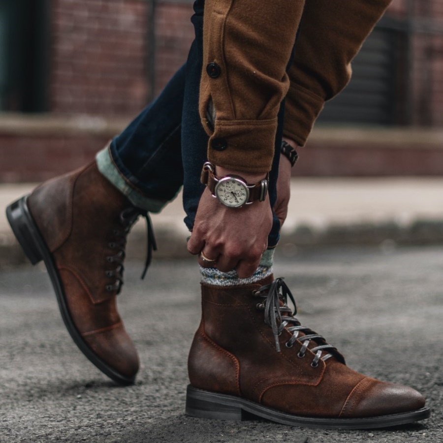 木曜日 バーントジンジャー キャプテン